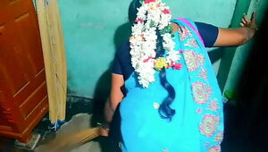 indian aunty room cleaning have a sex house woner